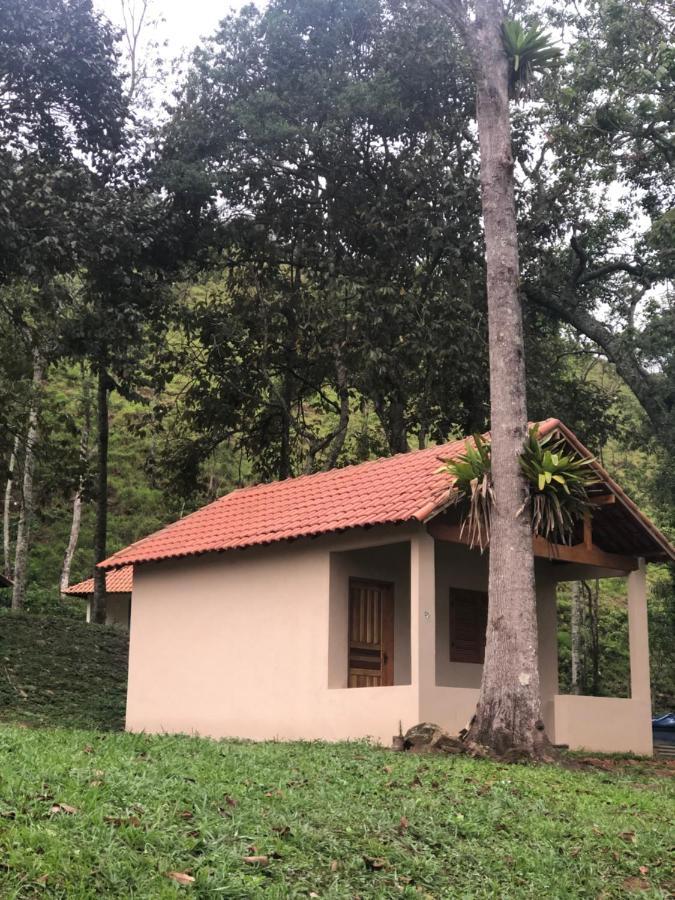Pousada Camping E Restaurante Vila Dos Arcanjos Бокайна-ди-Минас Экстерьер фото