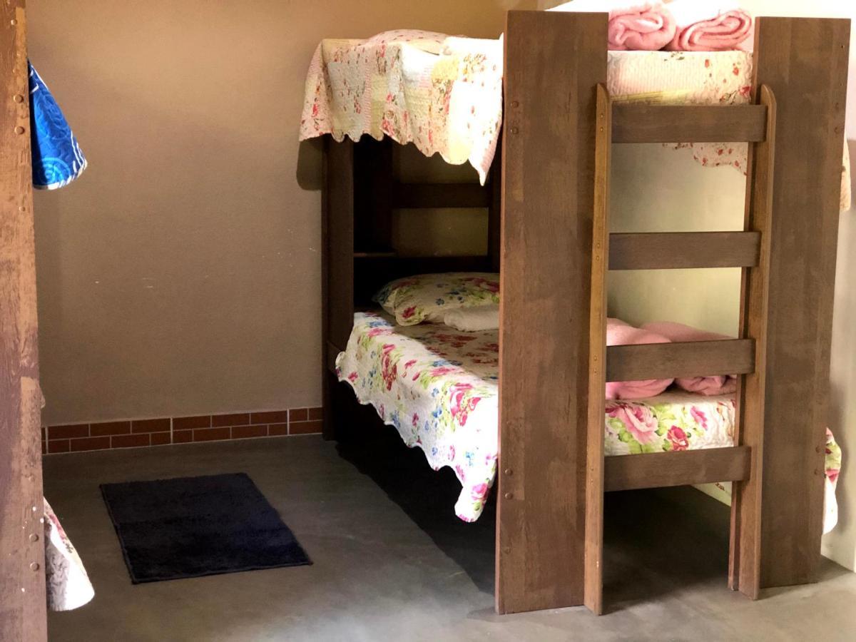 Pousada Camping E Restaurante Vila Dos Arcanjos Бокайна-ди-Минас Экстерьер фото